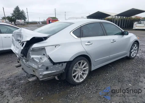 2017 Nissan Altima 2.5 S из США, поврежденный, VIN 1N4AL3AP1HN324765